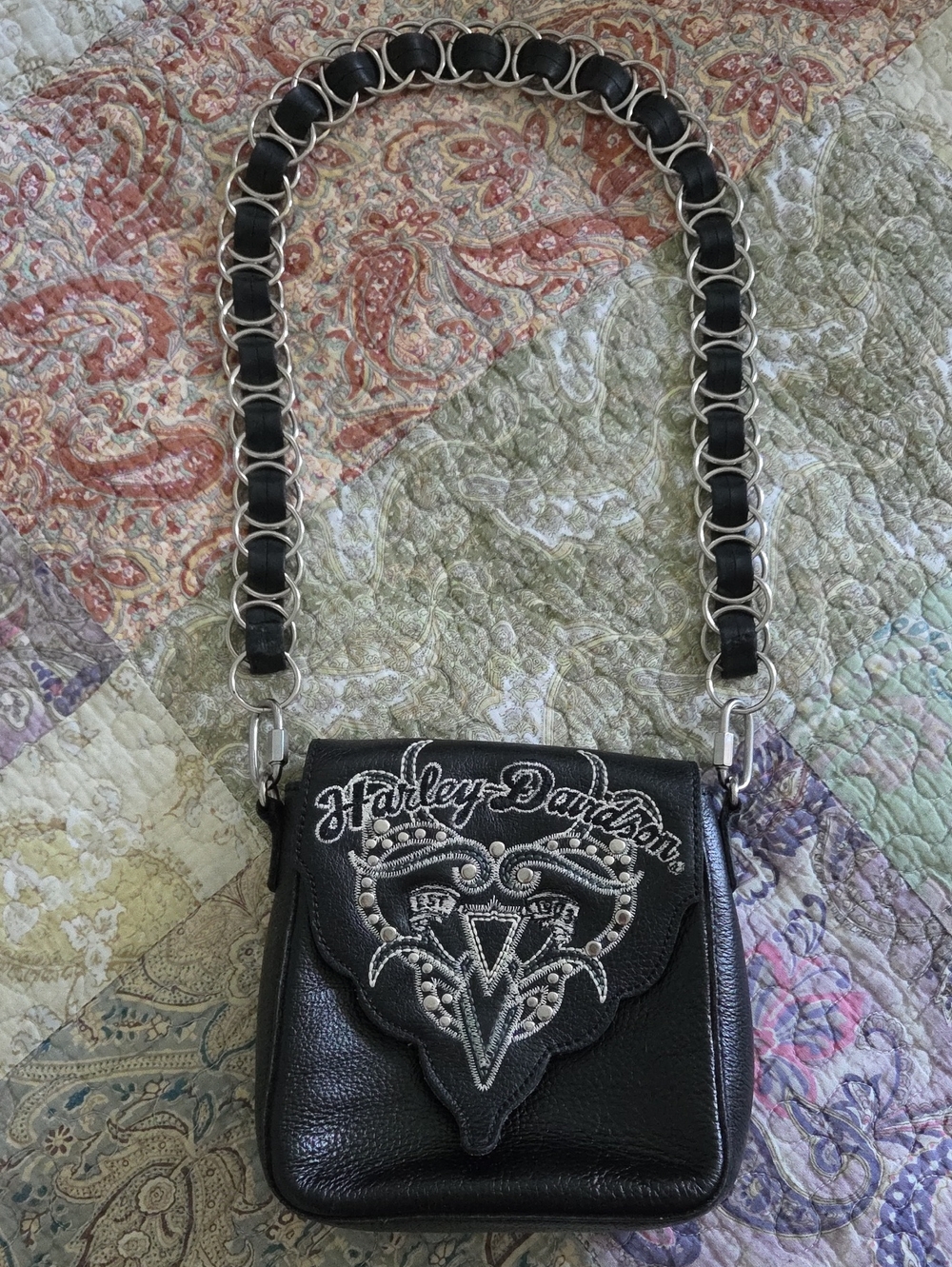 Harley-Davidson Black Leather   Studded Heart Motif Bag